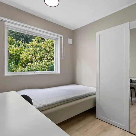 Gt43-101 - Mountain View 2br With Balcony Bergen